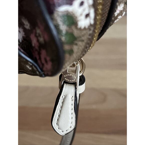 Coach C0037 Mini Camera Crossbody Shoulder Bag Khaki Signature Evergreen Floral - Picture 10 of 13